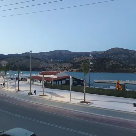 Maistros 1 Bed & Breakfast