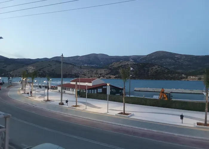 Maistros 1 Couette-café