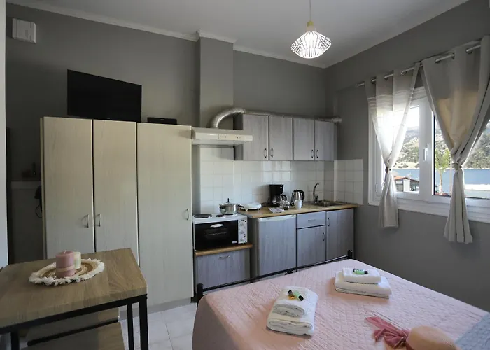 Maistros 1 Couette-café